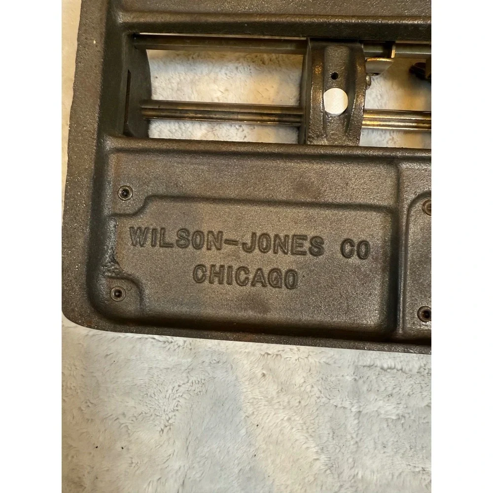 Vintage Wilson-Jones Improved Hummer 3 Hole Paper Punch Industrial Cast Iron USA